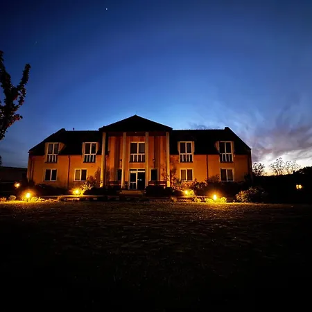 Moravian Garden House Adults Only 3*